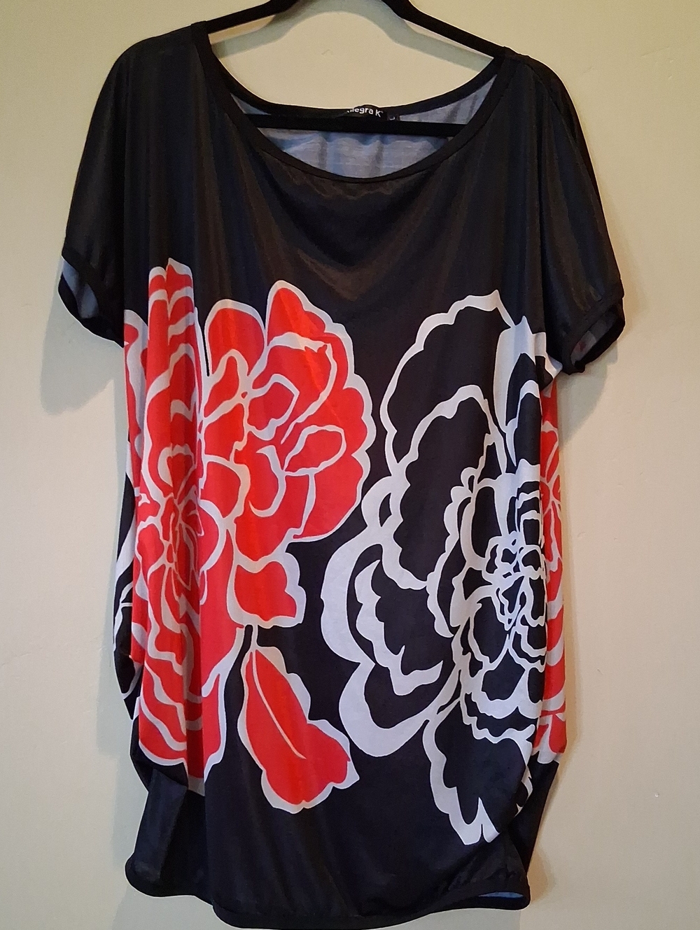Allegra K Black Tunic with Red and White Floral Print